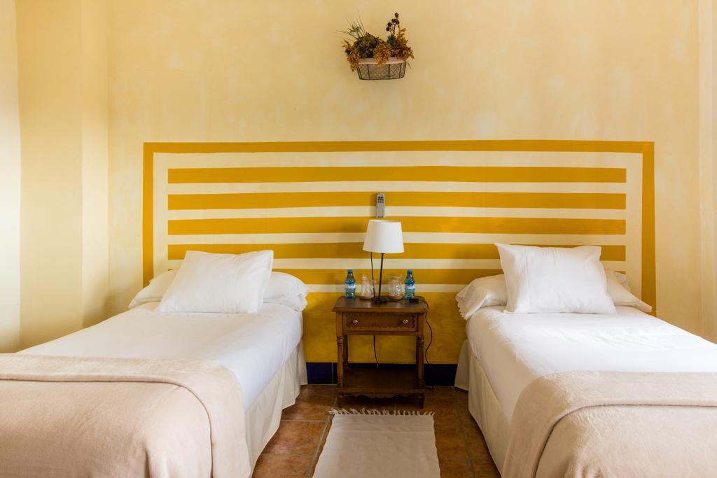 Cortijo Carrillo Bed & Breakfast Cartaojal ภายนอก รูปภาพ