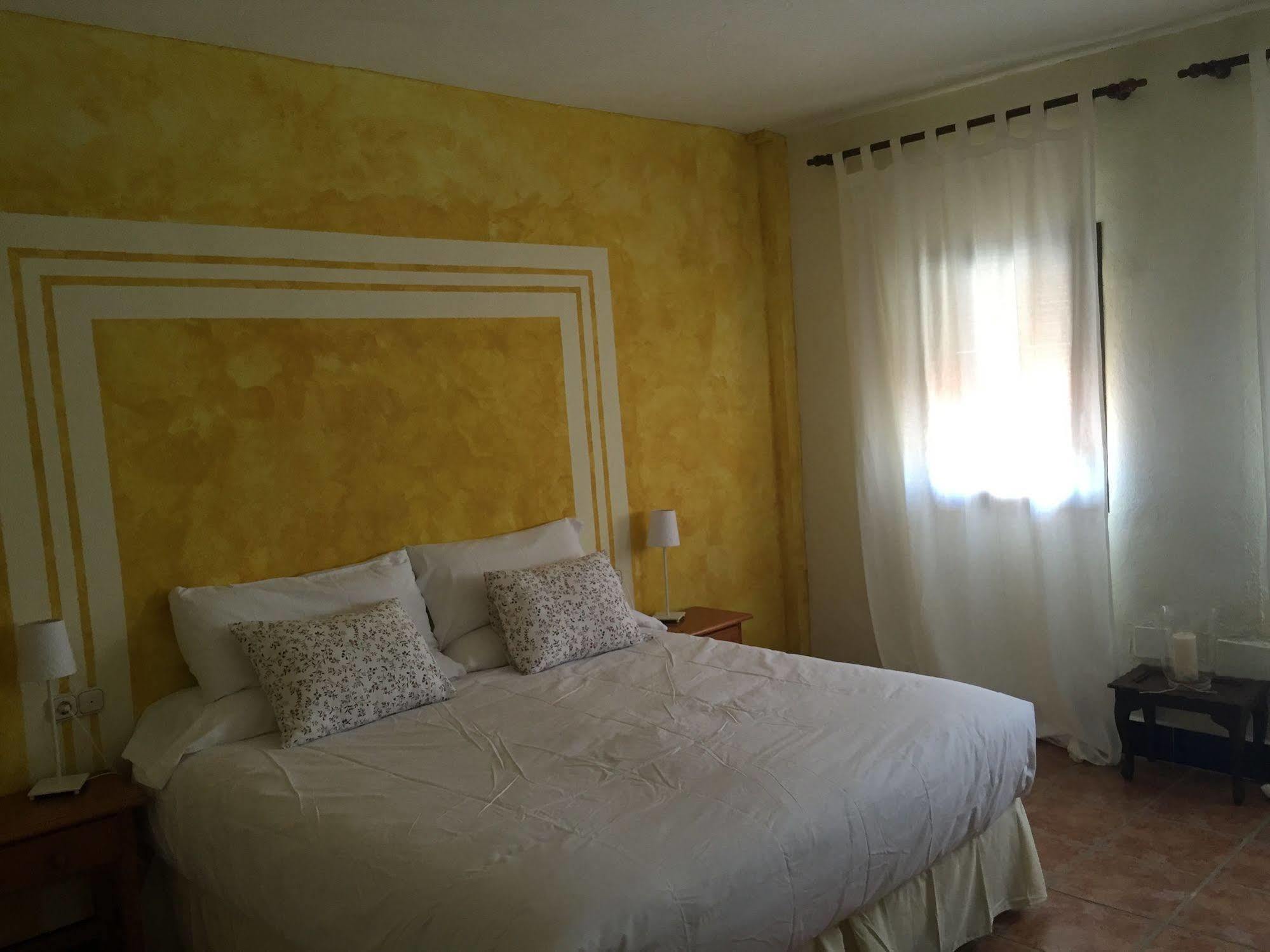 Cortijo Carrillo Bed & Breakfast Cartaojal ภายนอก รูปภาพ