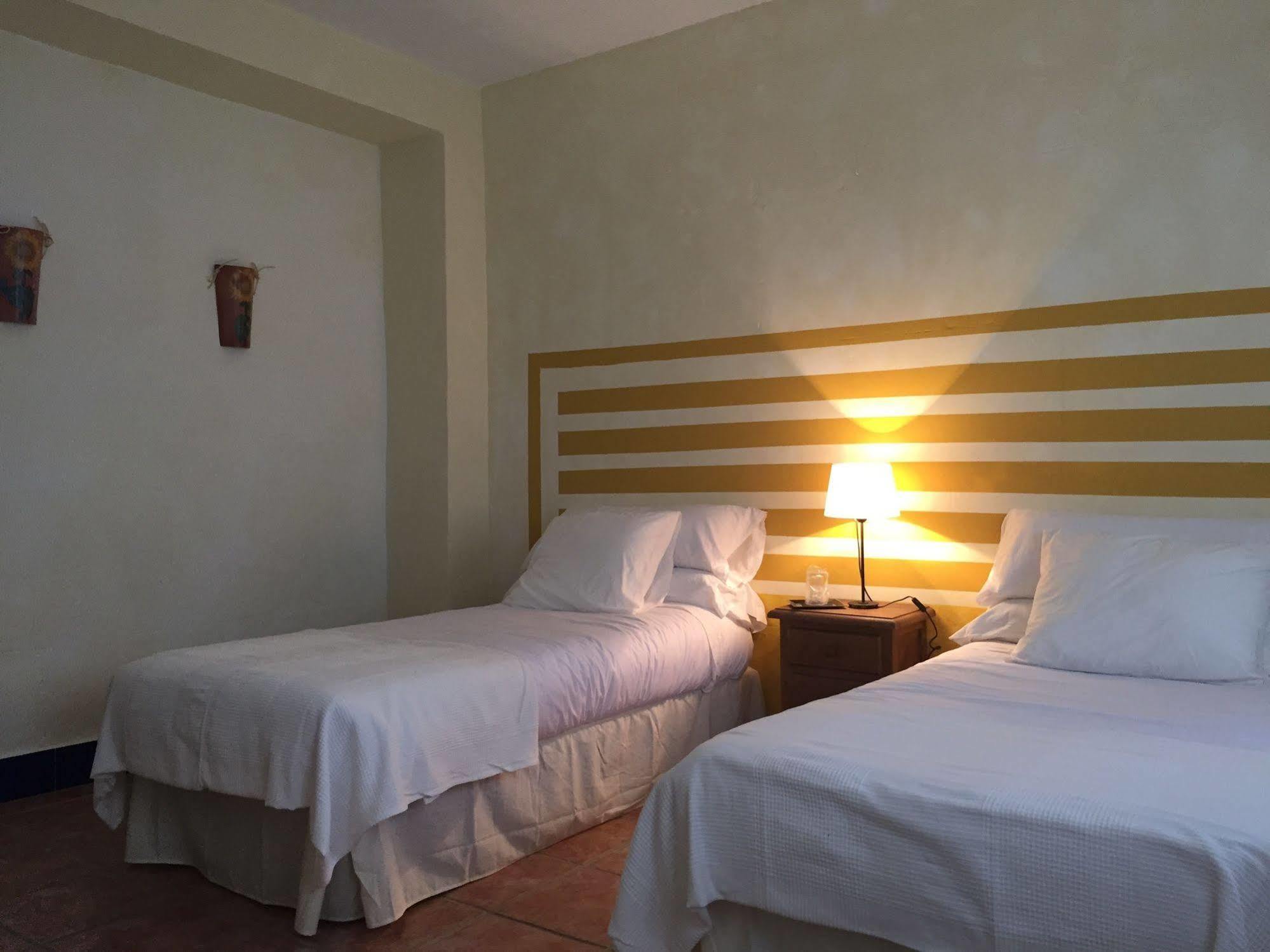 Cortijo Carrillo Bed & Breakfast Cartaojal ภายนอก รูปภาพ
